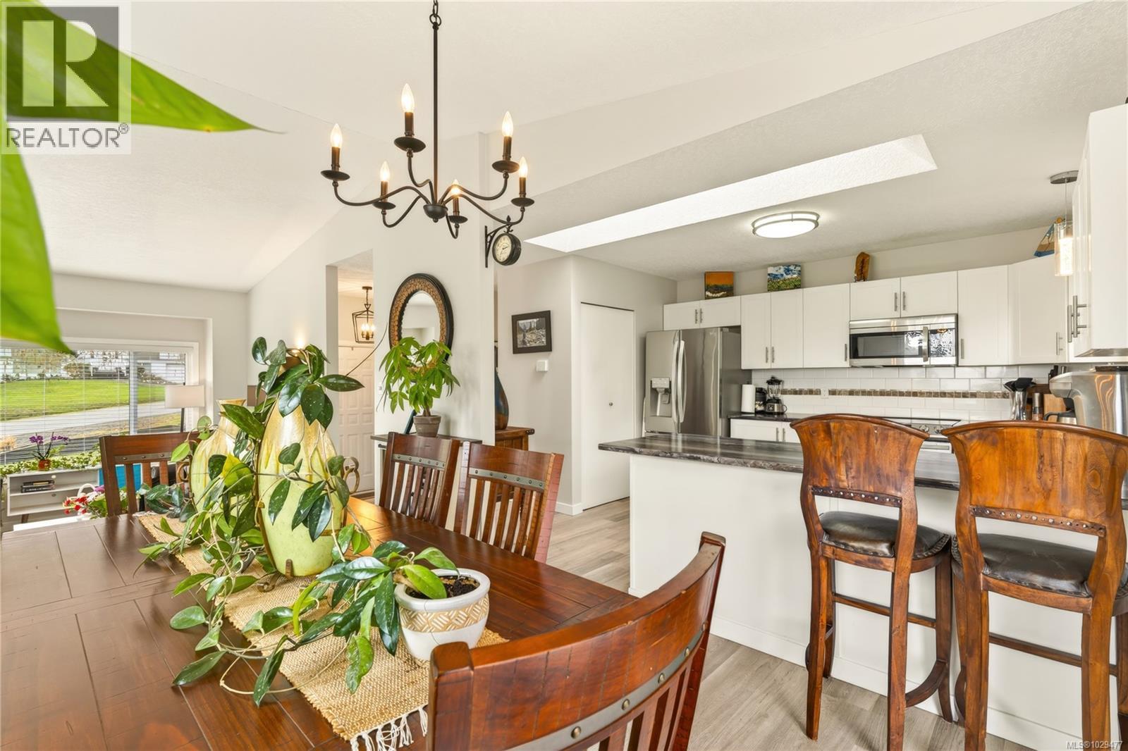 114 ROBERTA RD W - 28