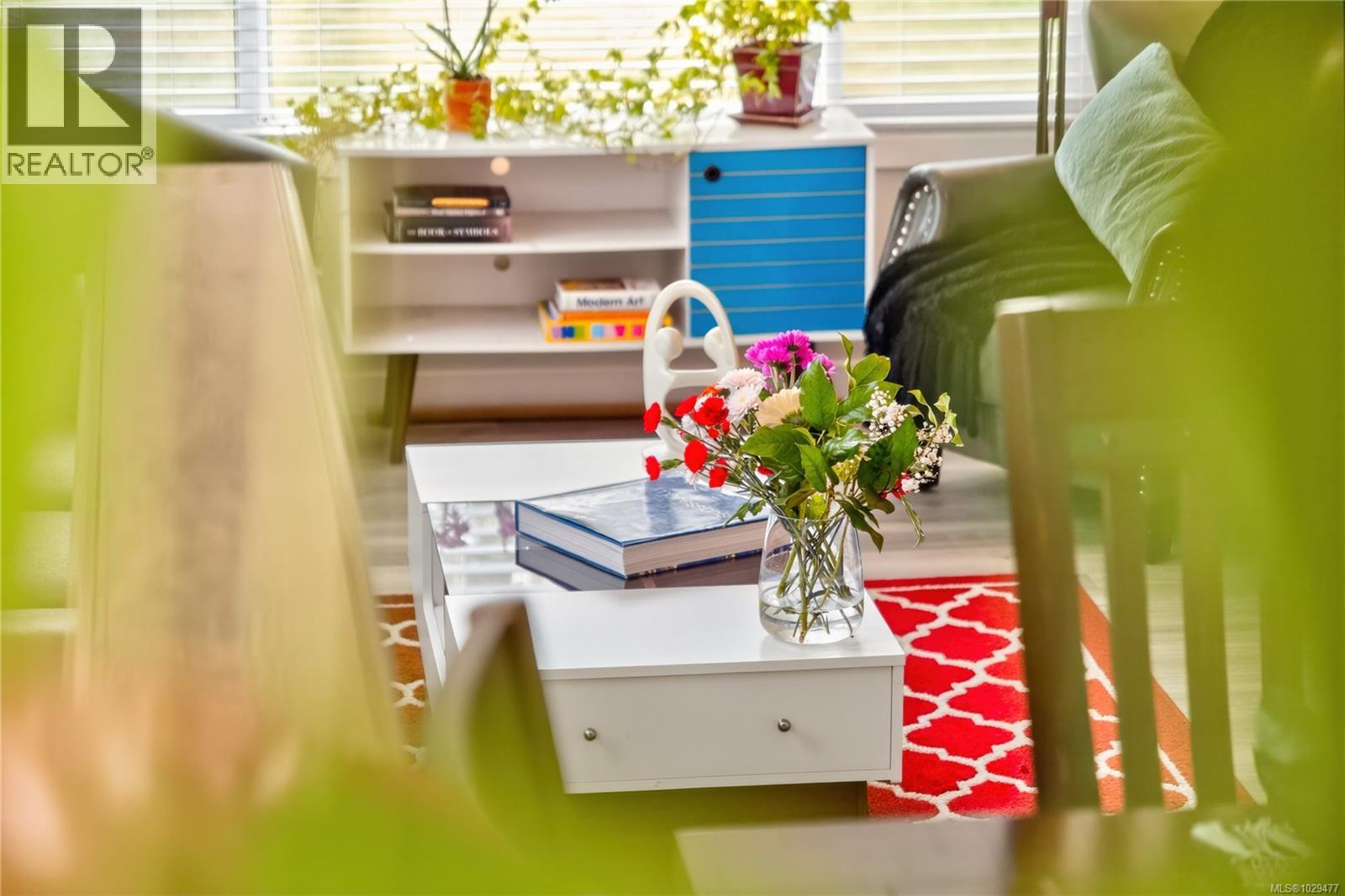 114 ROBERTA RD W - 30