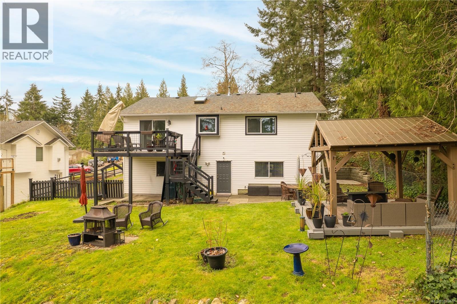 114 ROBERTA RD W - 59