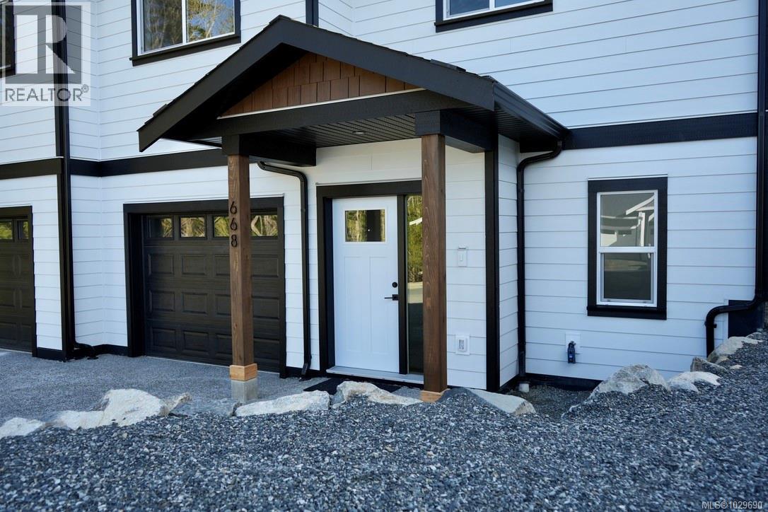 668 SANDERSON RD - 27