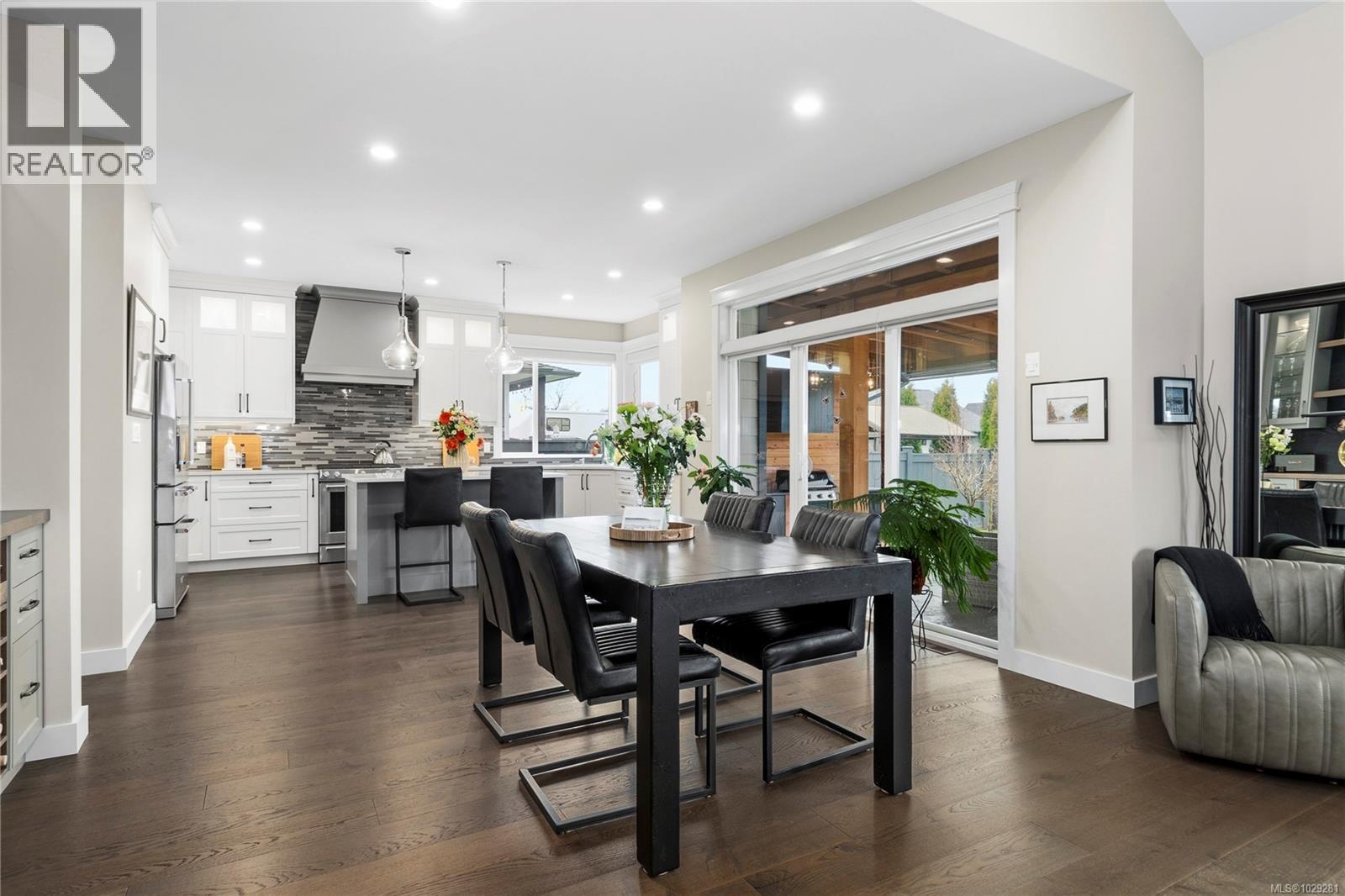 10 WESTHAVEN WAY - 11