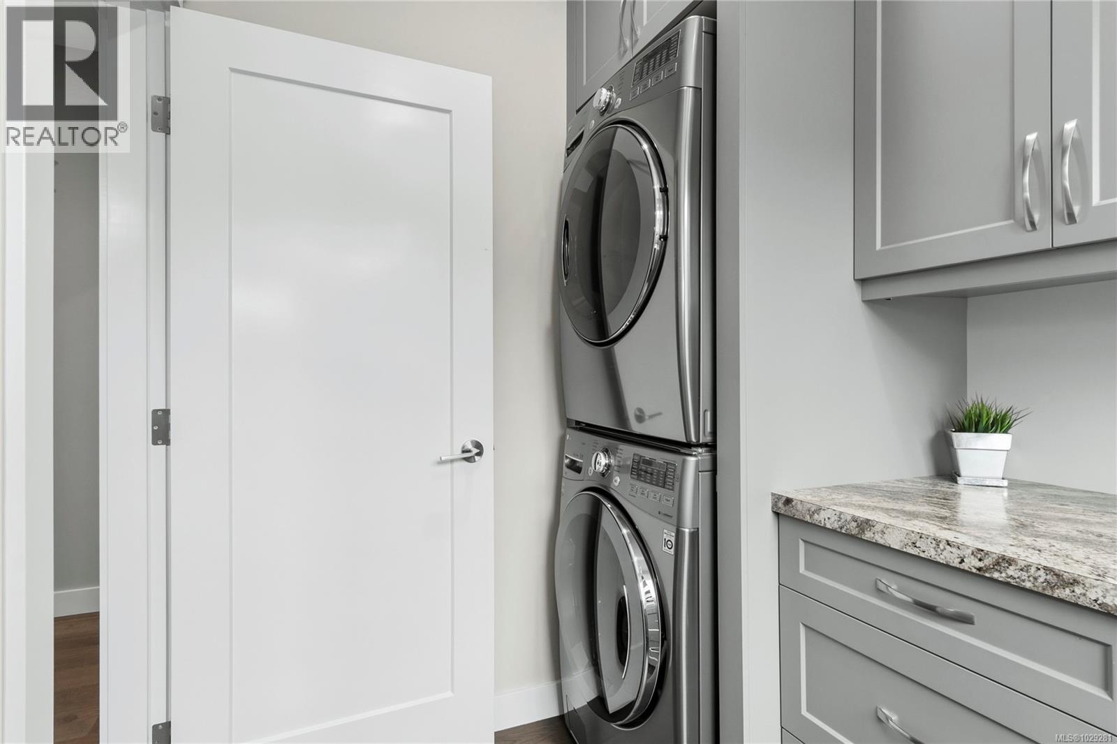 10 WESTHAVEN WAY - 23