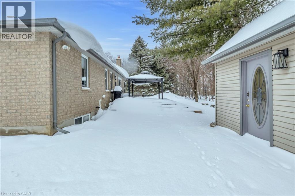 13 BURLWOOD Drive, Elmira, Ontario, N3B3L2 — Photo 4