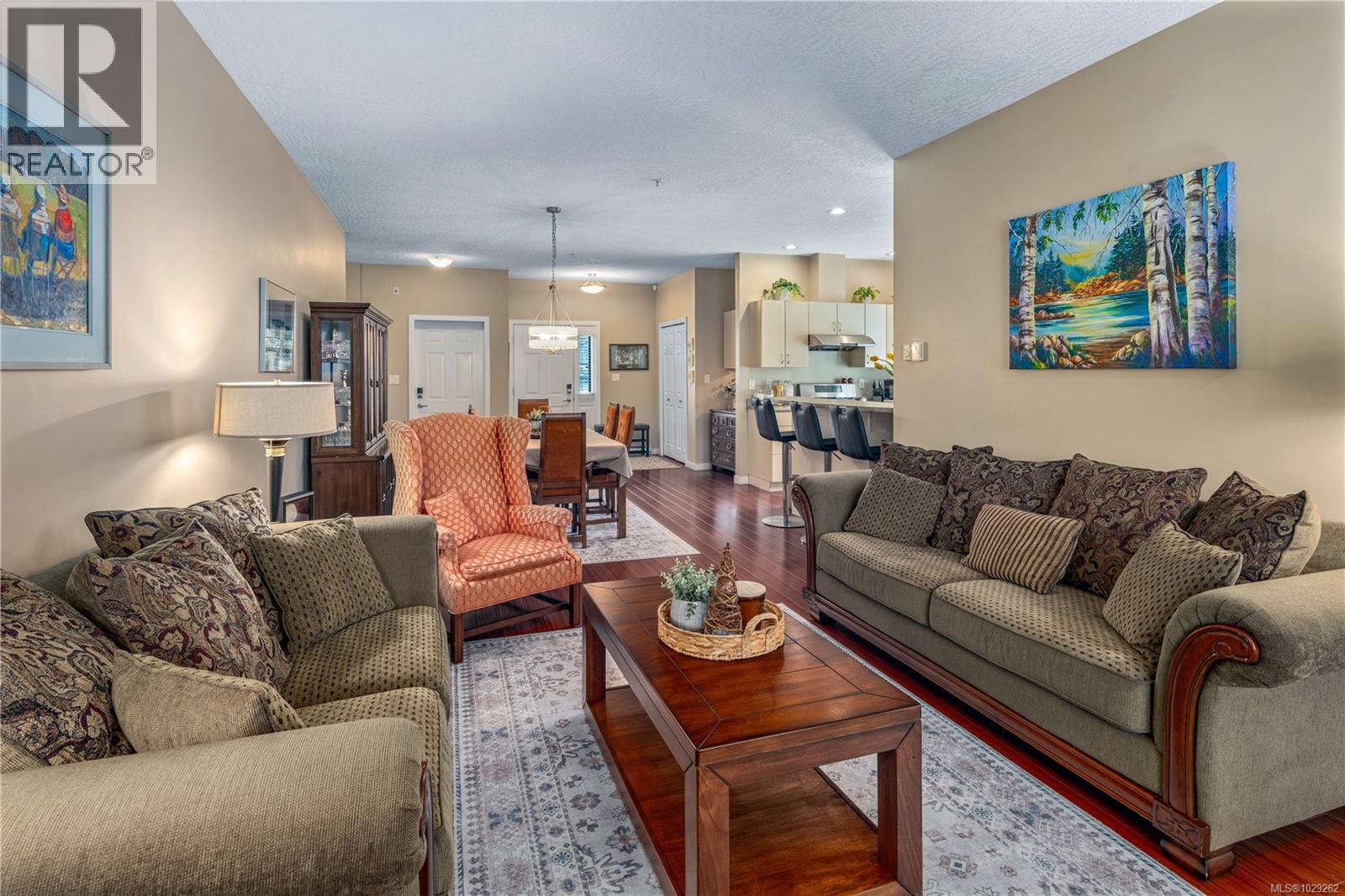 #102 2120 HARROW GATE - 20