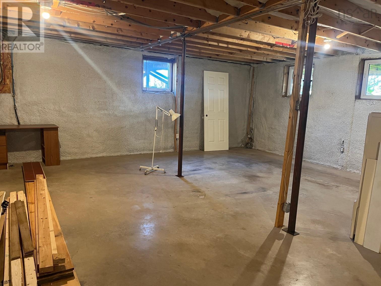 Property 12 of 46 of 33 Kirk Road