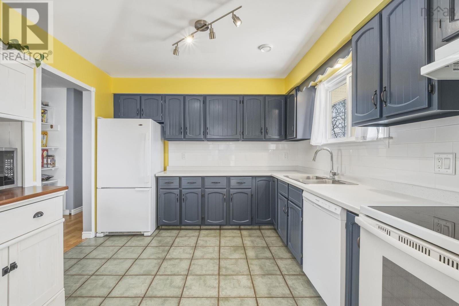 Property 24 of 47 of 65 Carlisle Drive