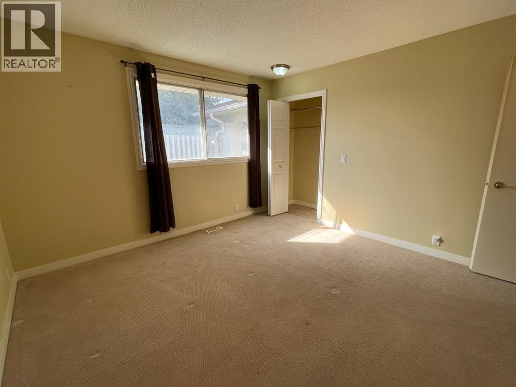 Single Family House Bungalow for Sale in  Bracewood Road SW Braeside Calgary 