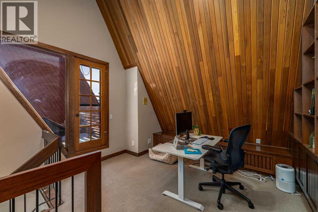 Single Family House for Sale in   Coach Bluff Crescent SW Coach Hill Calgary 