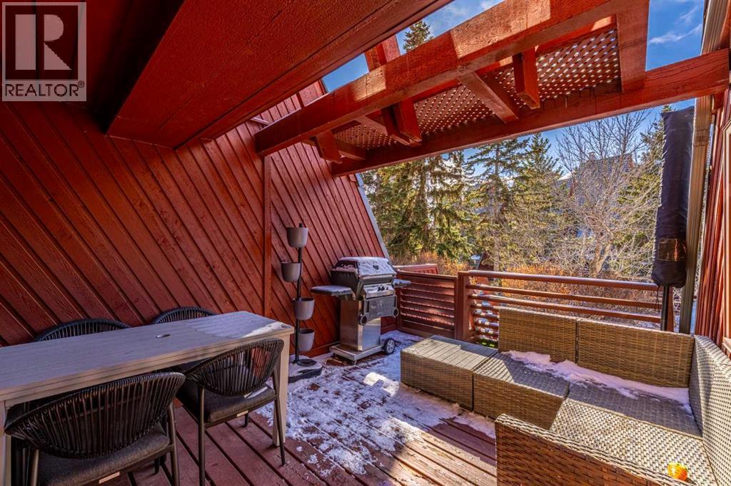 Single Family House for Sale in   Coach Bluff Crescent SW Coach Hill Calgary 