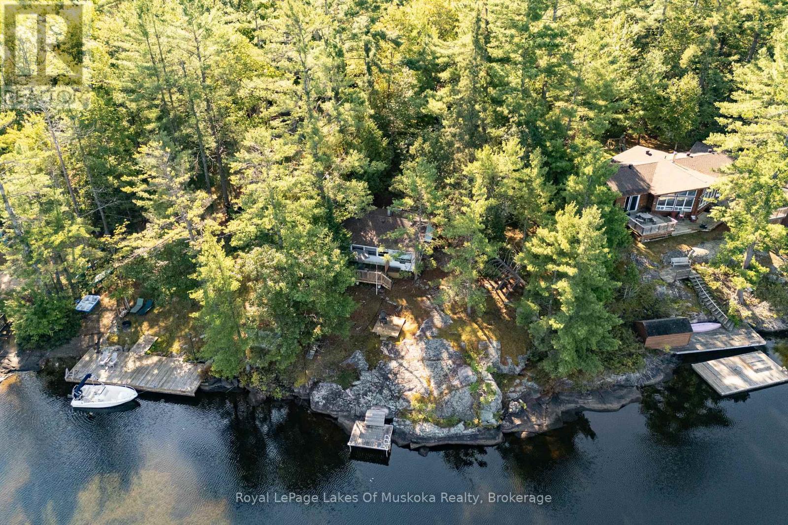 1010 TARA LANE - 37