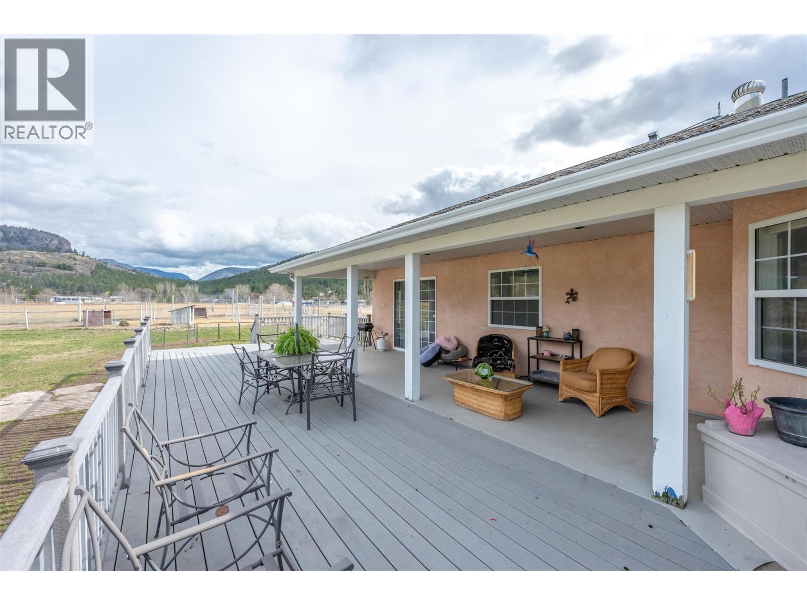  351 Jones Way Road, Oliver