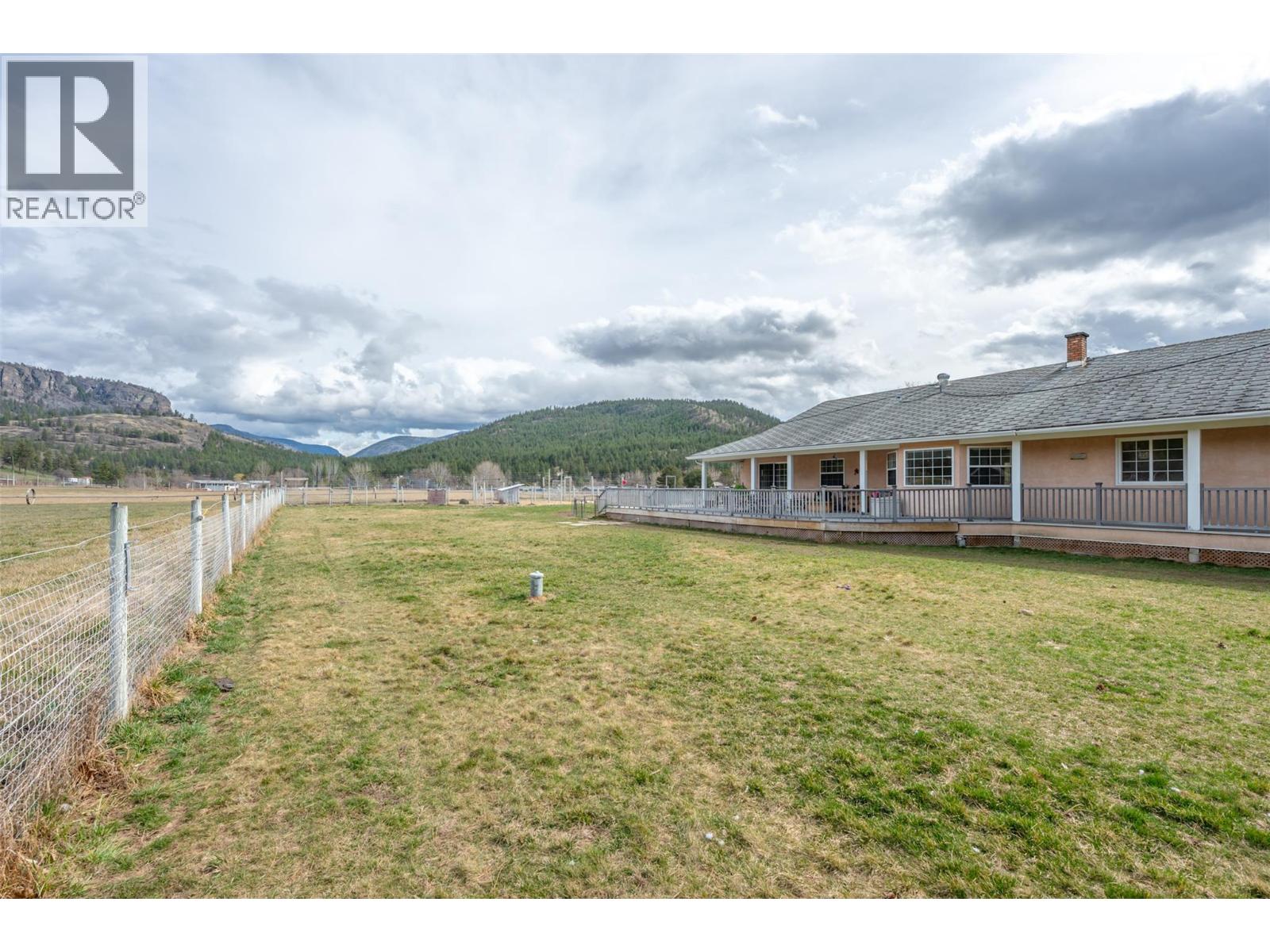  351 Jones Way Road, Oliver