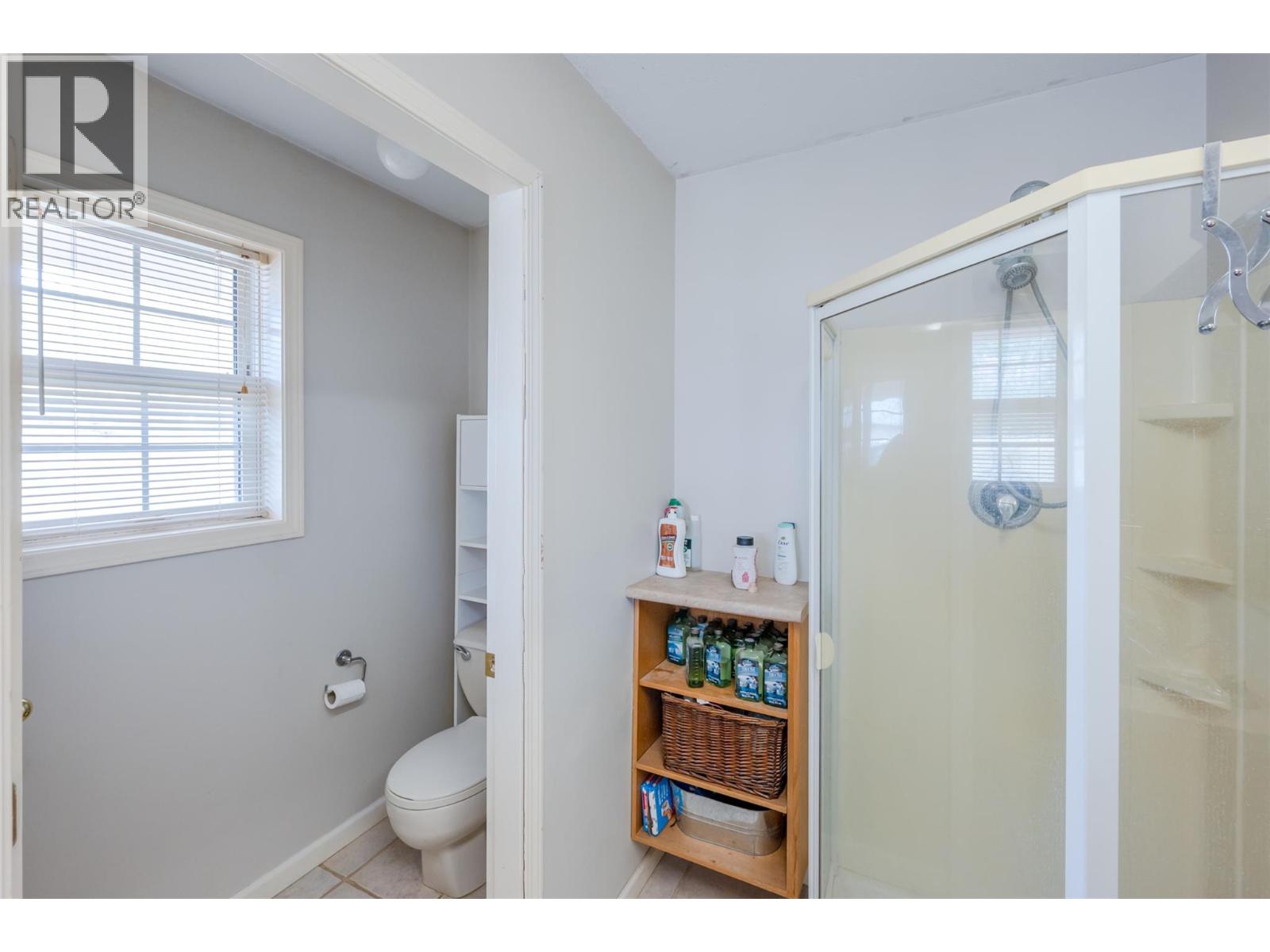  351 Jones Way Road, Oliver