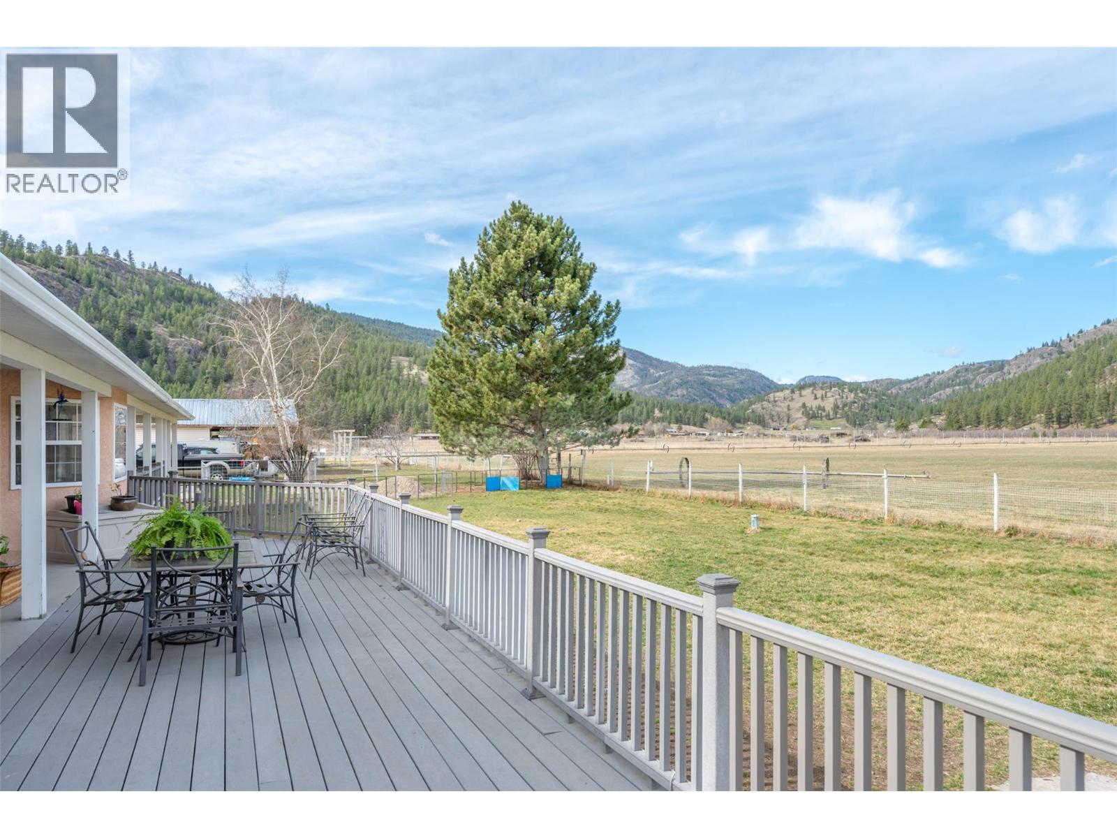  351 Jones Way Road, Oliver