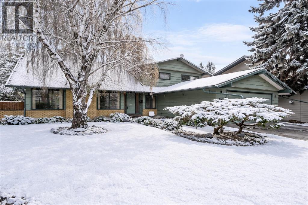 Single Family House for Sale in  Willow Grove Crescent SE Willow Park Calgary 