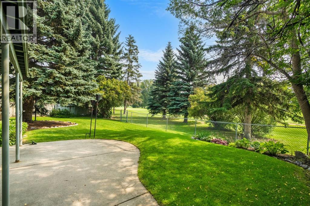 Single Family House for Sale in  Willow Grove Crescent SE Willow Park Calgary 