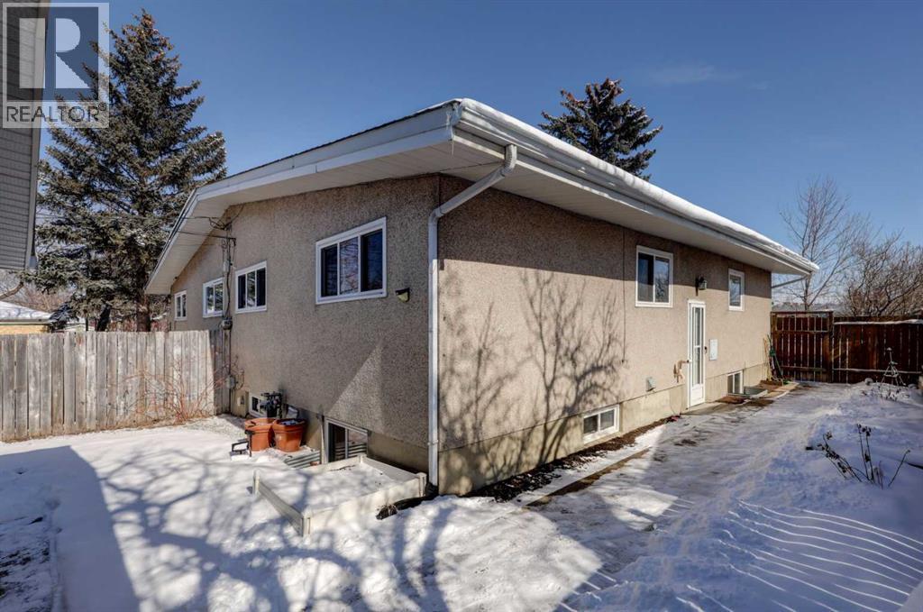 Single Family House Bungalow for Sale in  Edmonton Trail NE Greenview Calgary 