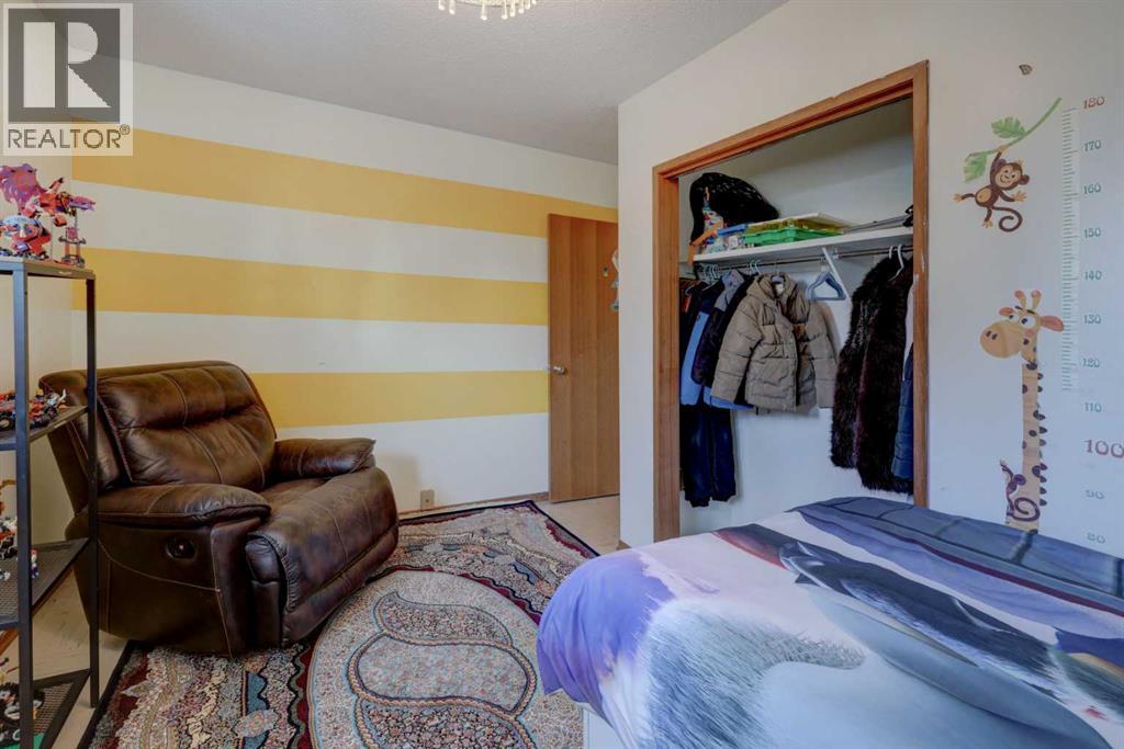 Single Family House Bungalow for Sale in  Edmonton Trail NE Greenview Calgary 