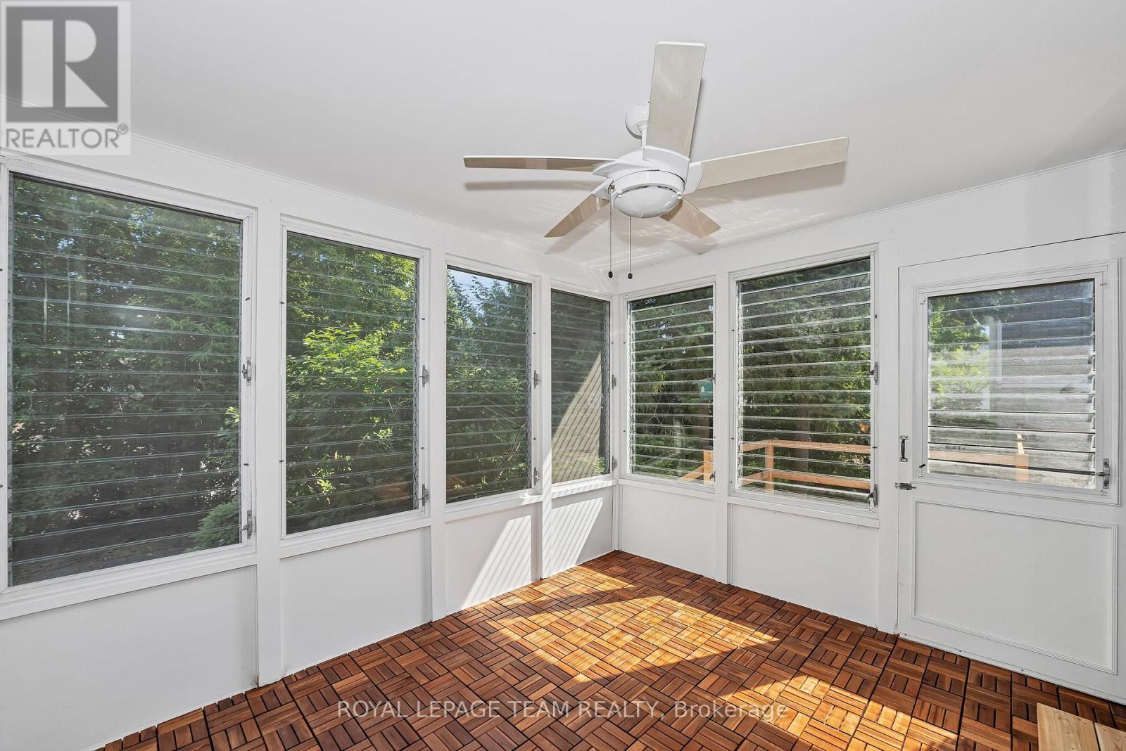 1825 YALE AVENUE - 23