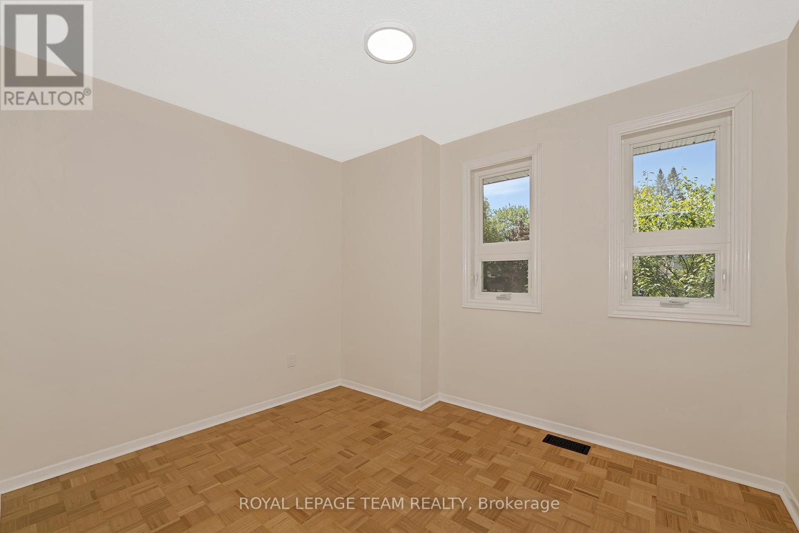 1825 YALE AVENUE - 31