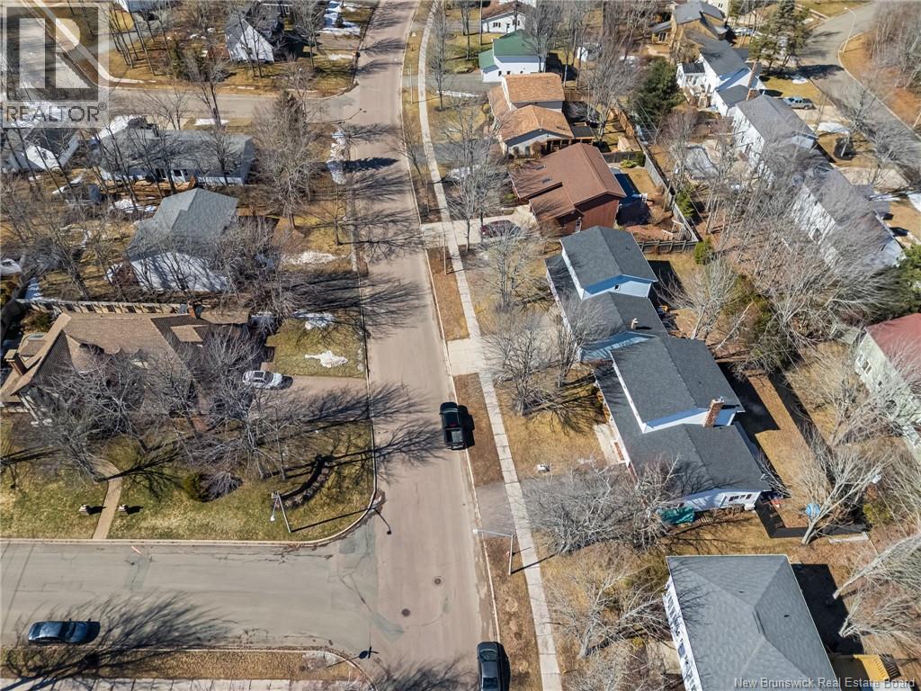 367 Glencairn Drive - 48