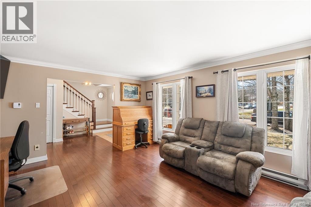 367 Glencairn Drive - 7