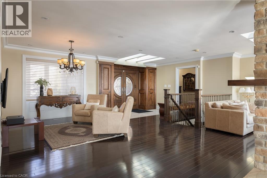 3346 LAKESHORE Road W - 7