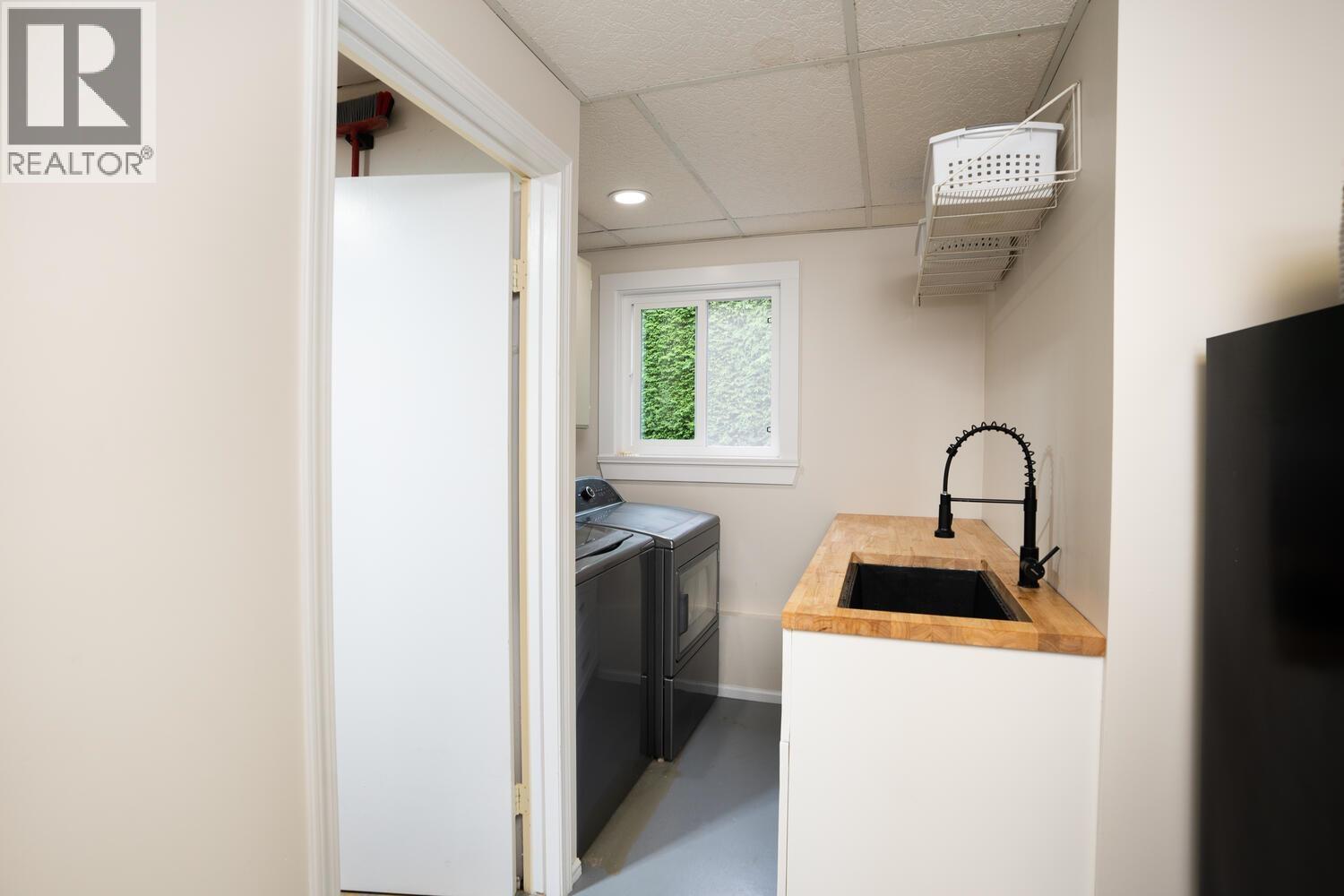 4975 WEAVER Drive, Delta