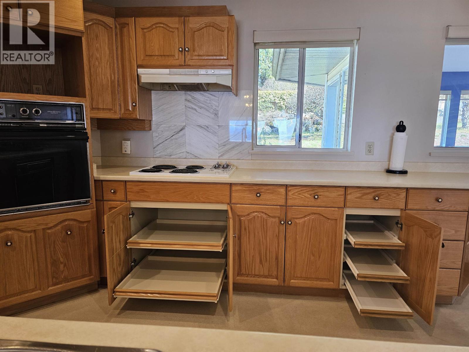 5160 RIDGEVIEW DRIVE, Sechelt