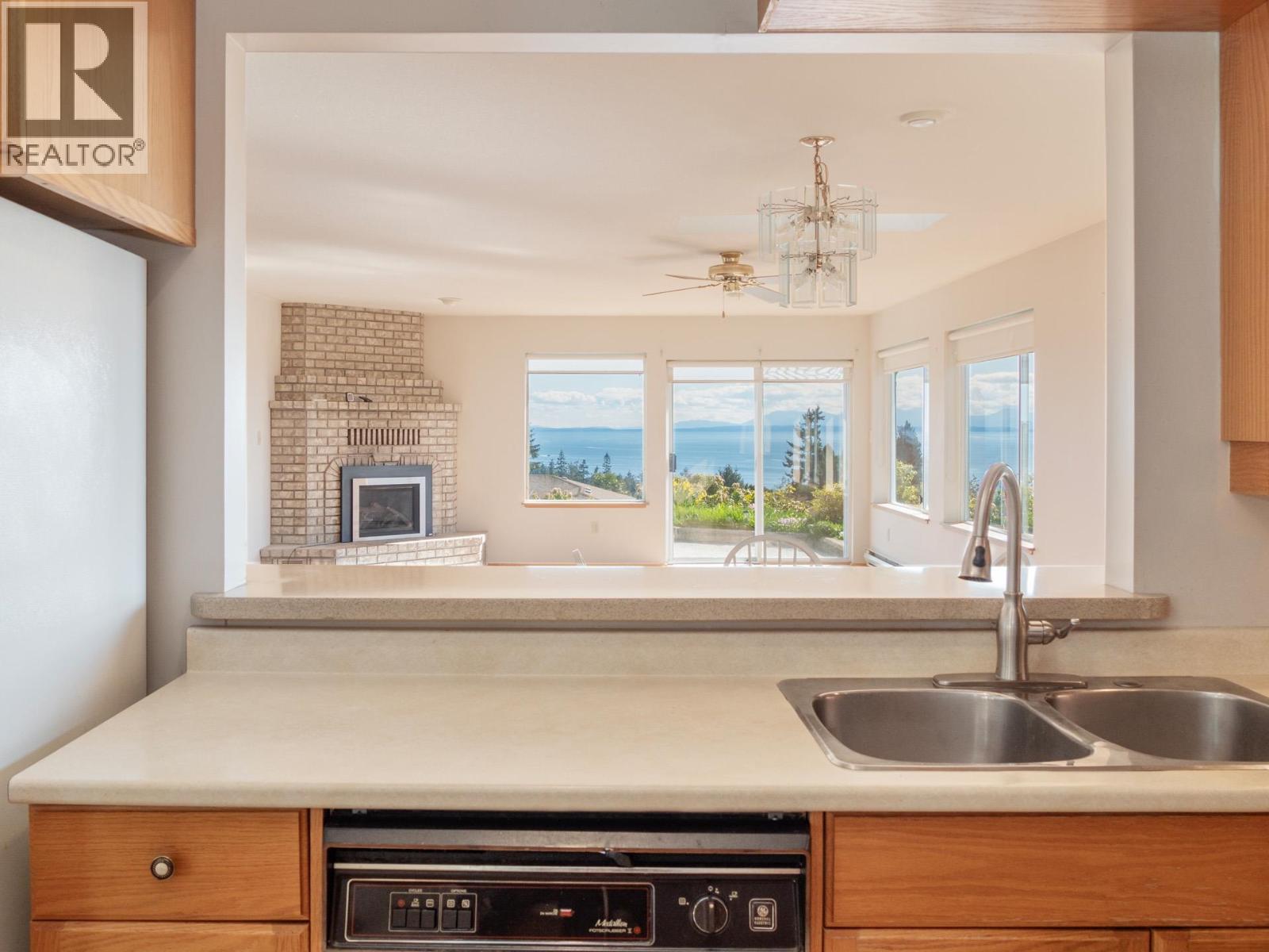 5160 RIDGEVIEW DRIVE, Sechelt
