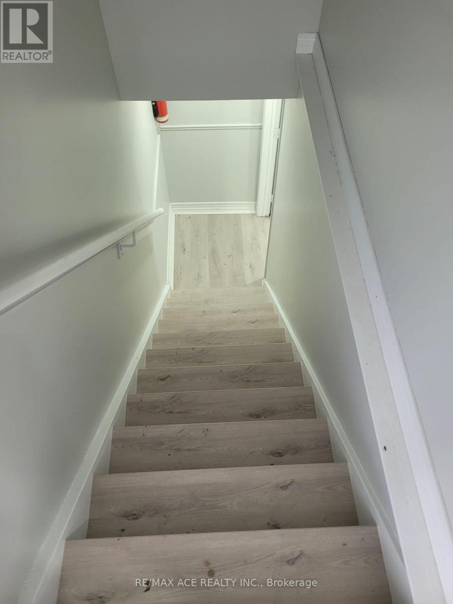 365 BELLAMY ROAD N - 9