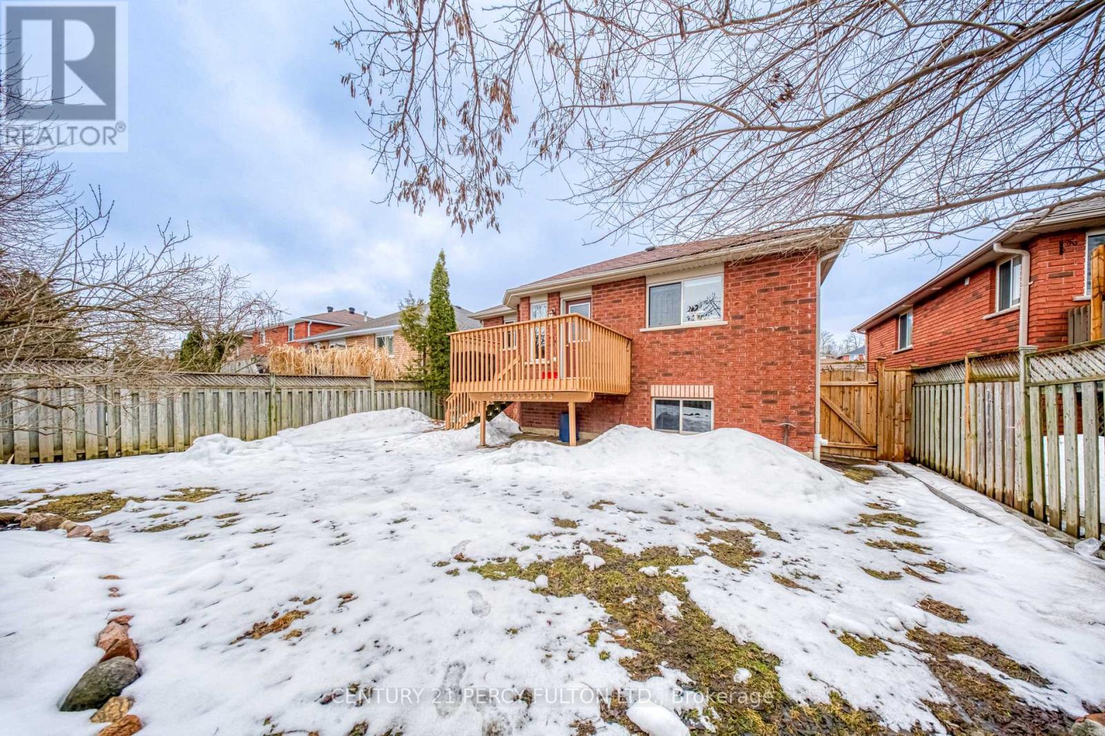 25 CROMPTON DRIVE - 31