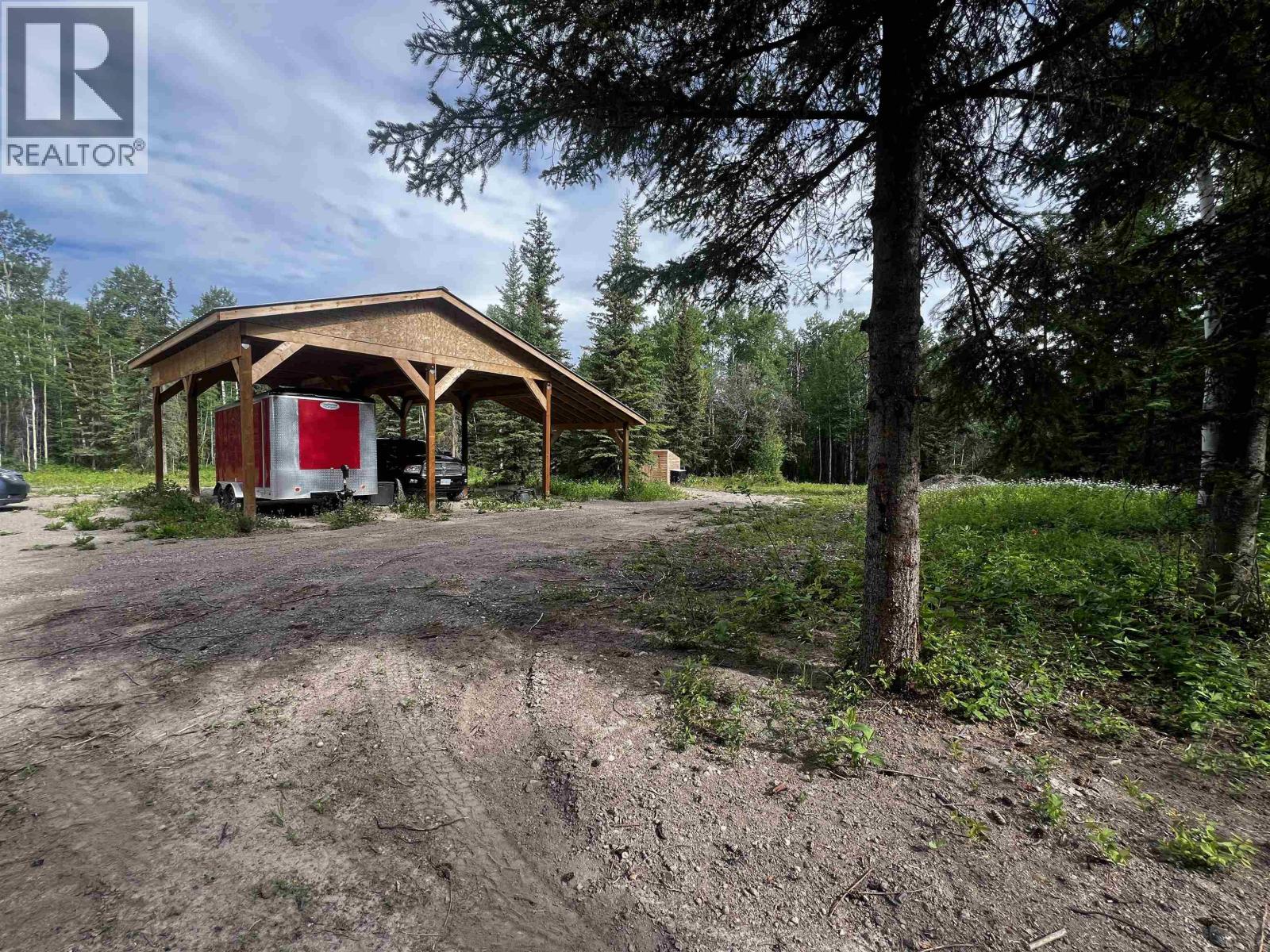 441 CHARLIE ROAD, Fraser Lake