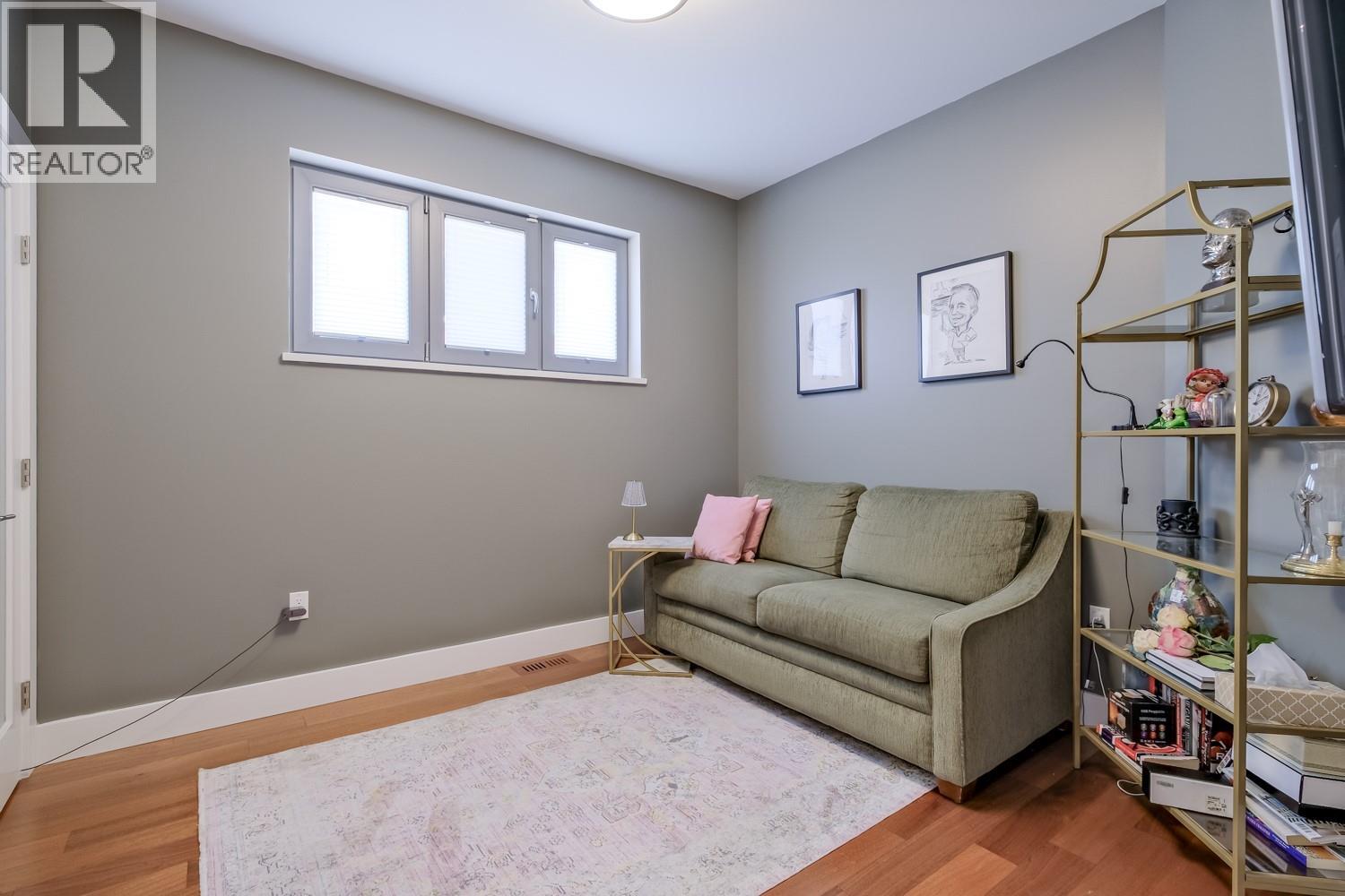 102 402 LAKESHORE Drive, Penticton