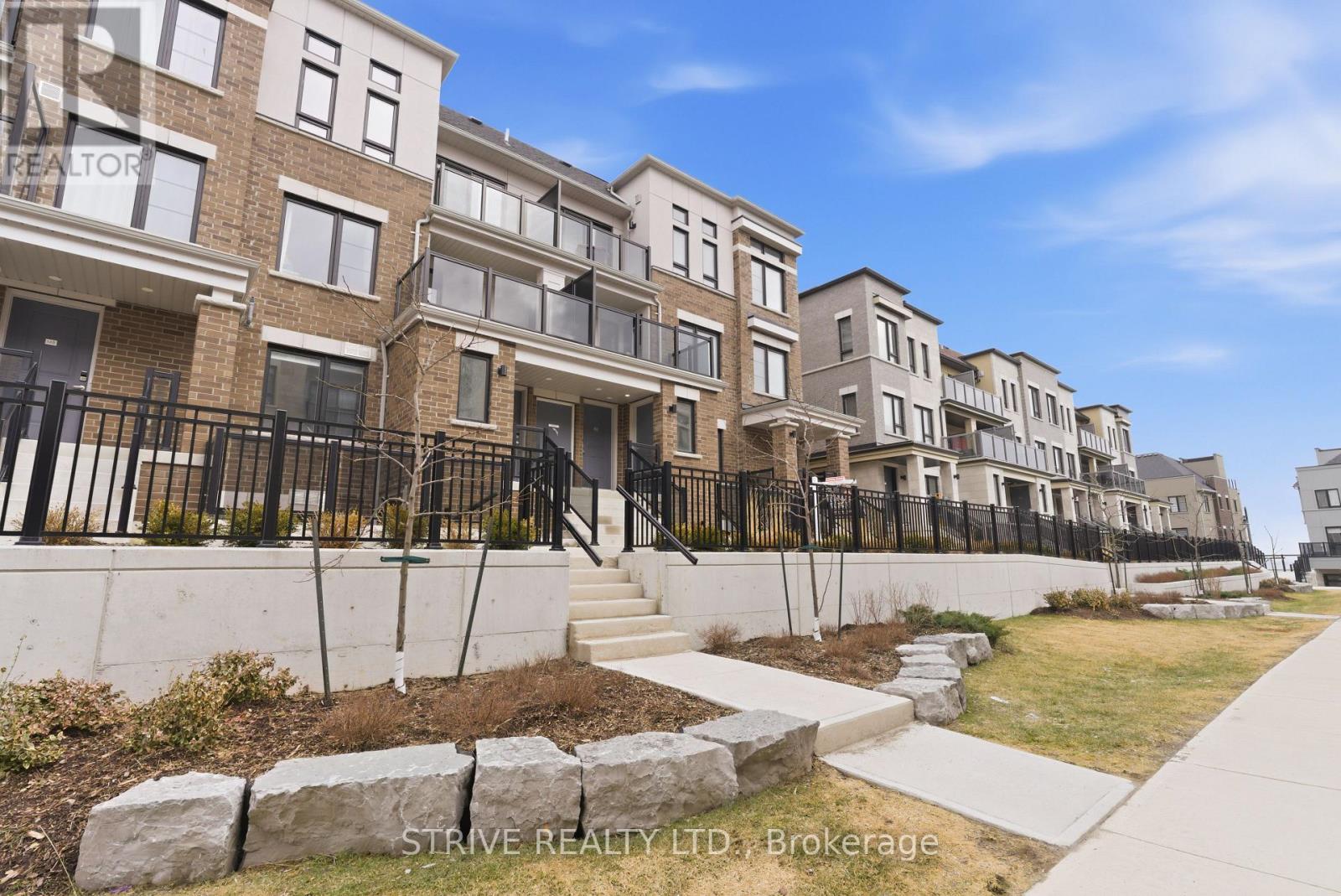 12A - 12 A LOOKOUT DRIVE