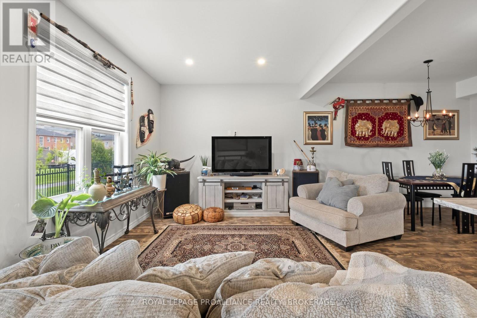 16 PARK CRESCENT - 10