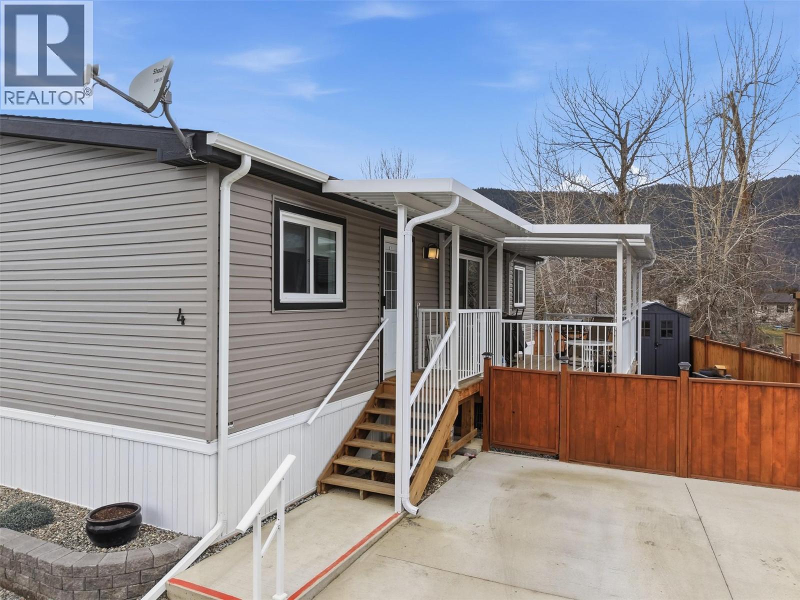 #4 235 Aylmer Road - 3