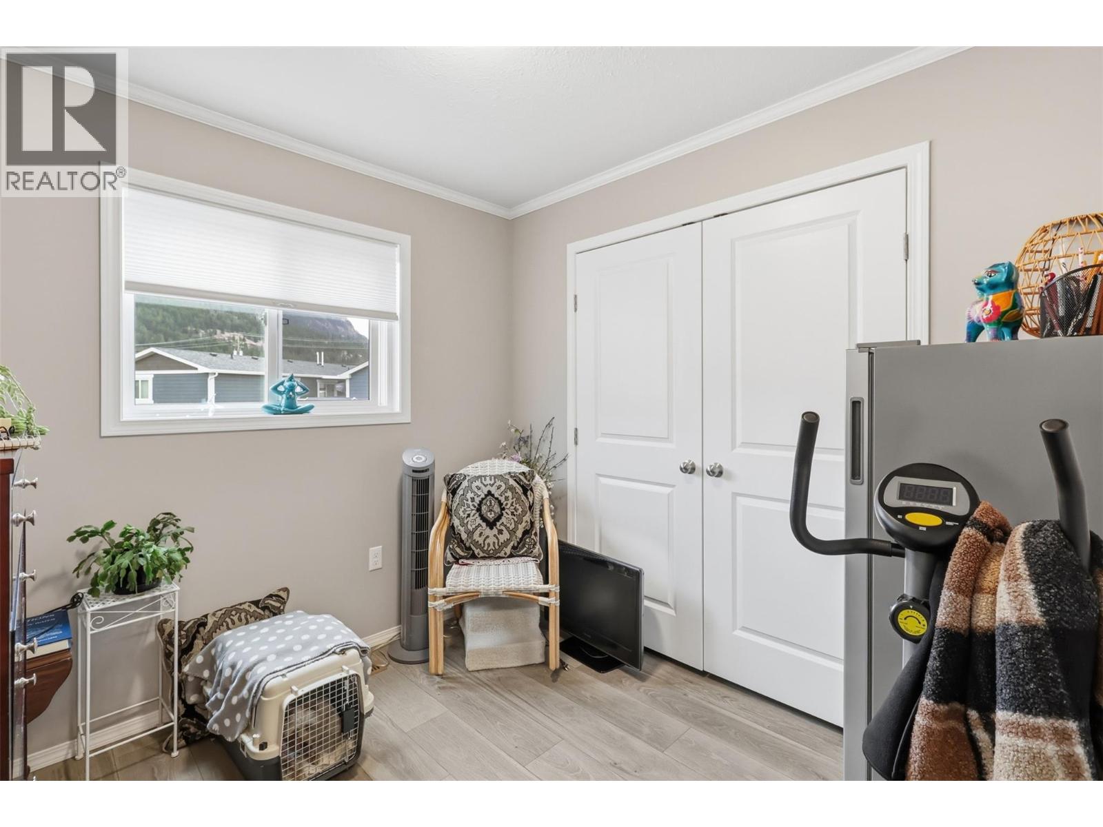 #4 235 AYLMER ROAD - 19