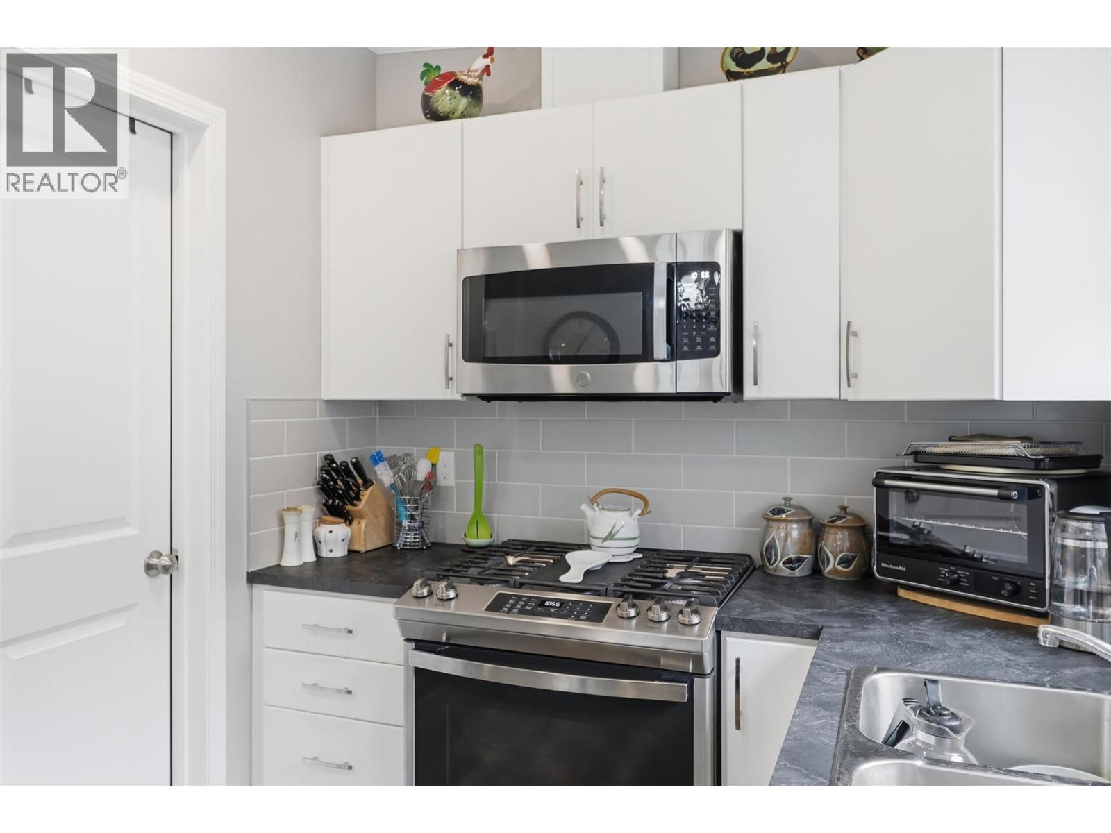 #4 235 AYLMER ROAD - 10