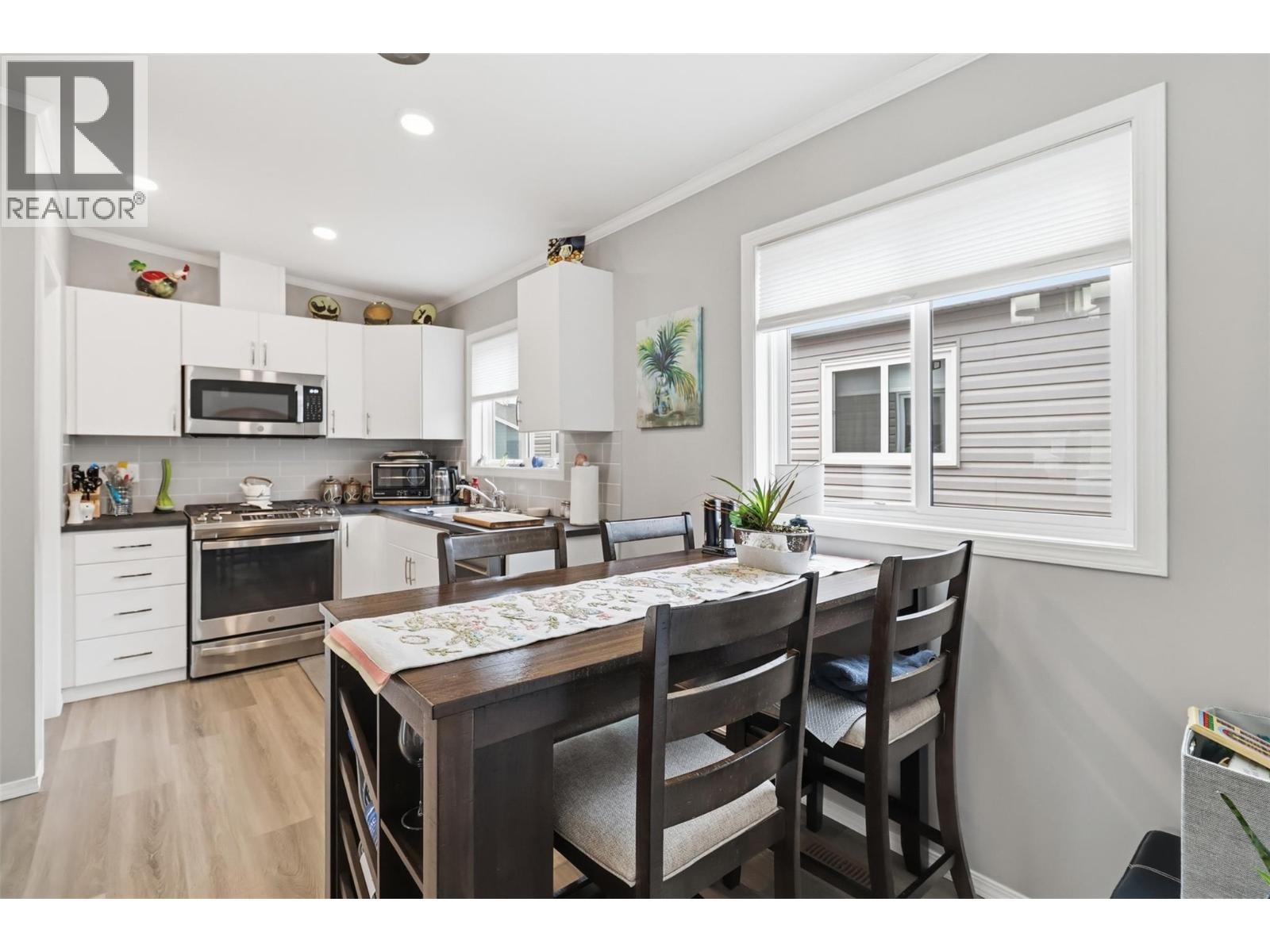 #4 235 AYLMER ROAD - 9