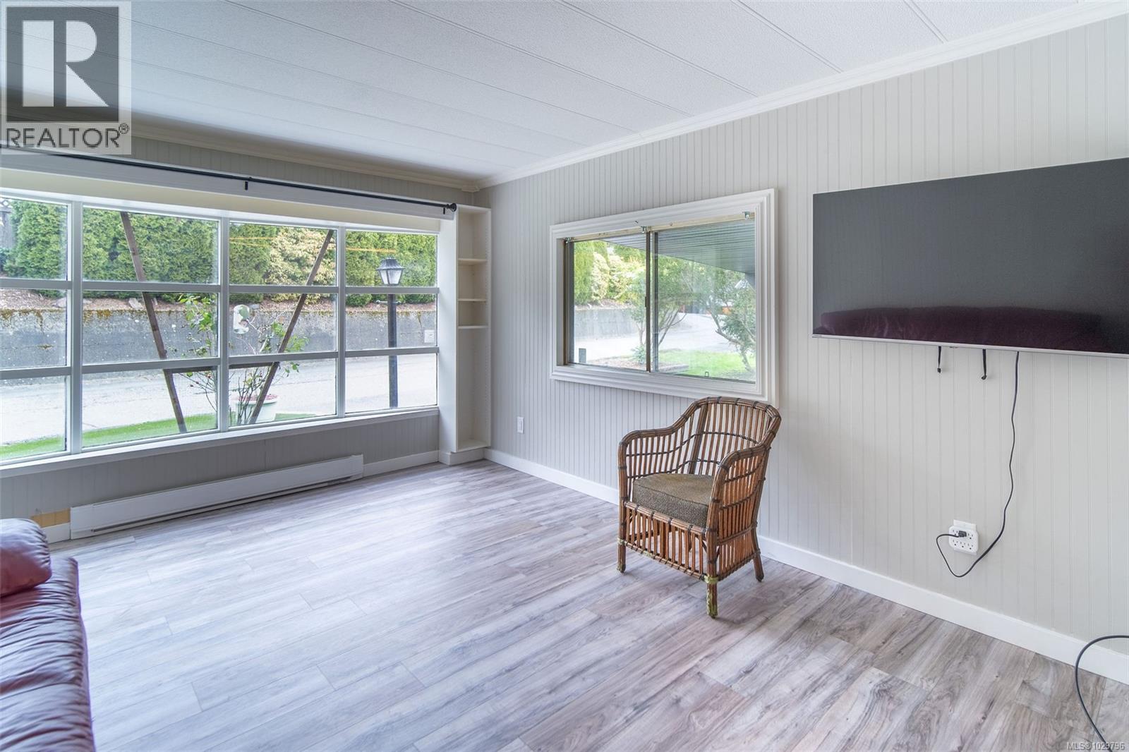 54 2587 Selwyn Road, Langford