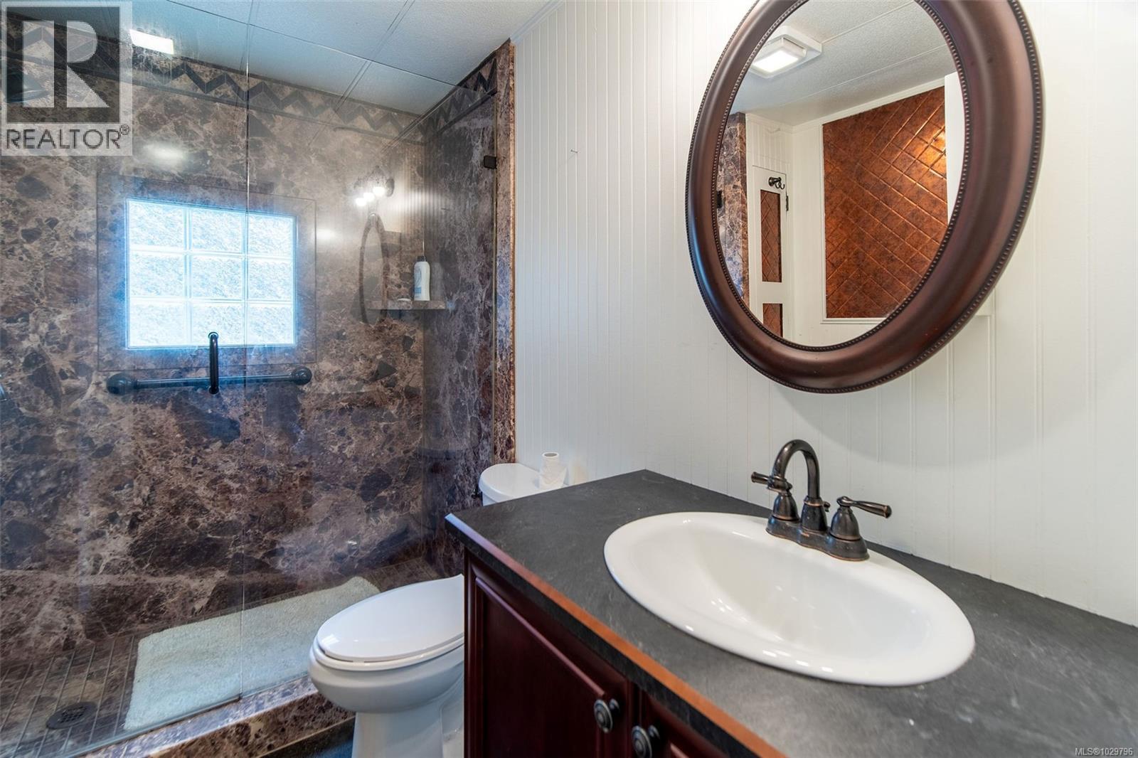 54 2587 Selwyn Road, Langford