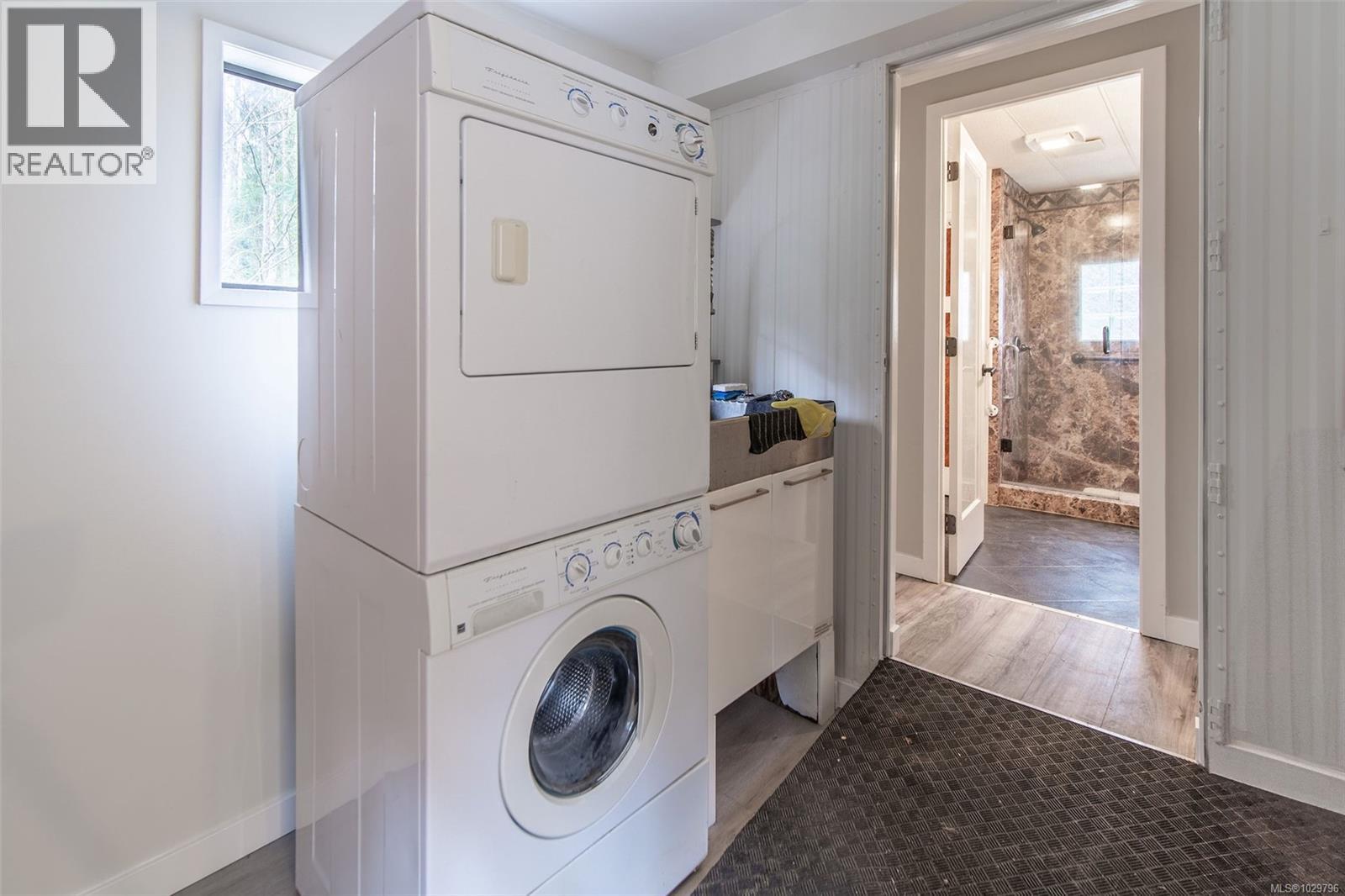 54 2587 Selwyn Road, Langford