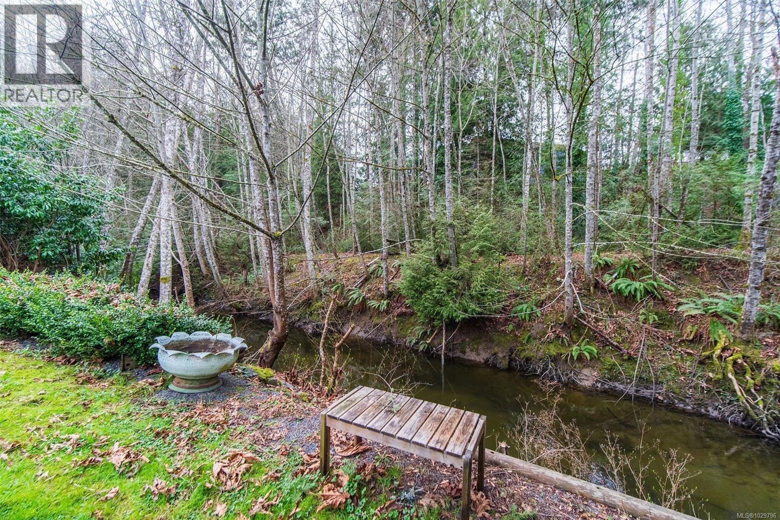 54 2587 Selwyn Road, Langford