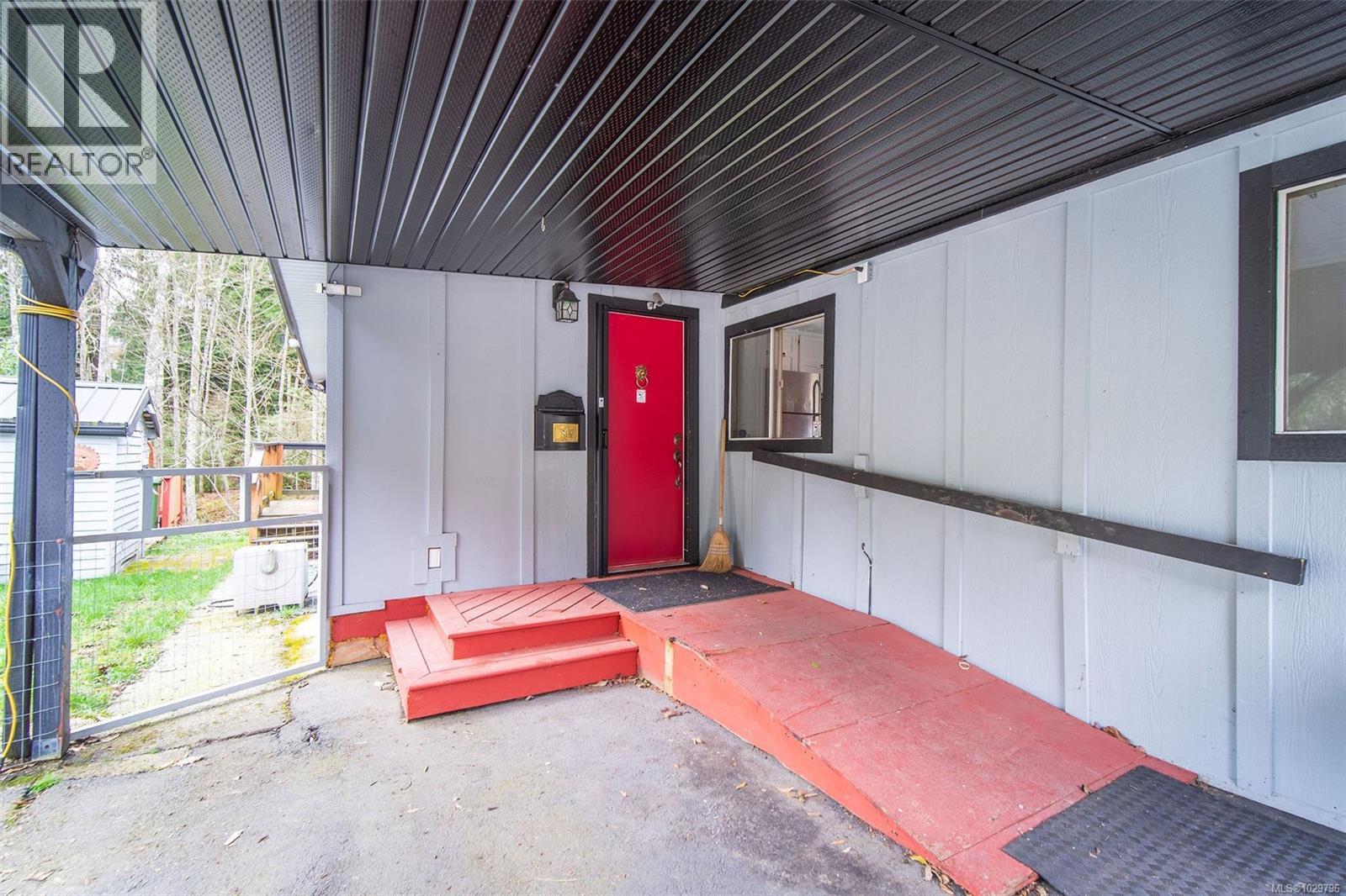 54 2587 Selwyn Road, Langford