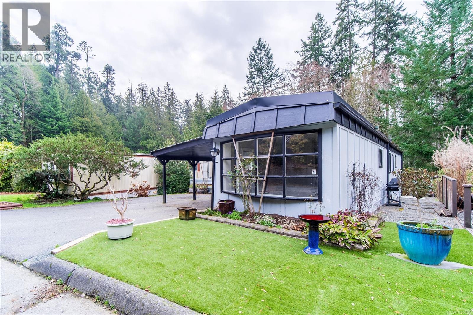 54 2587 Selwyn Road, Langford
