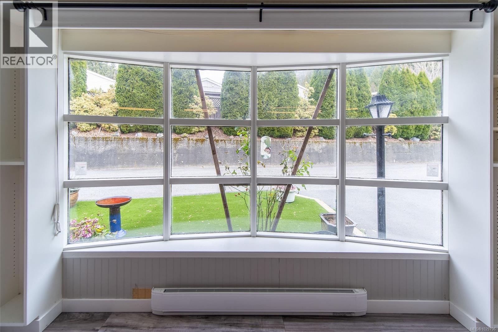 54 2587 Selwyn Road, Langford