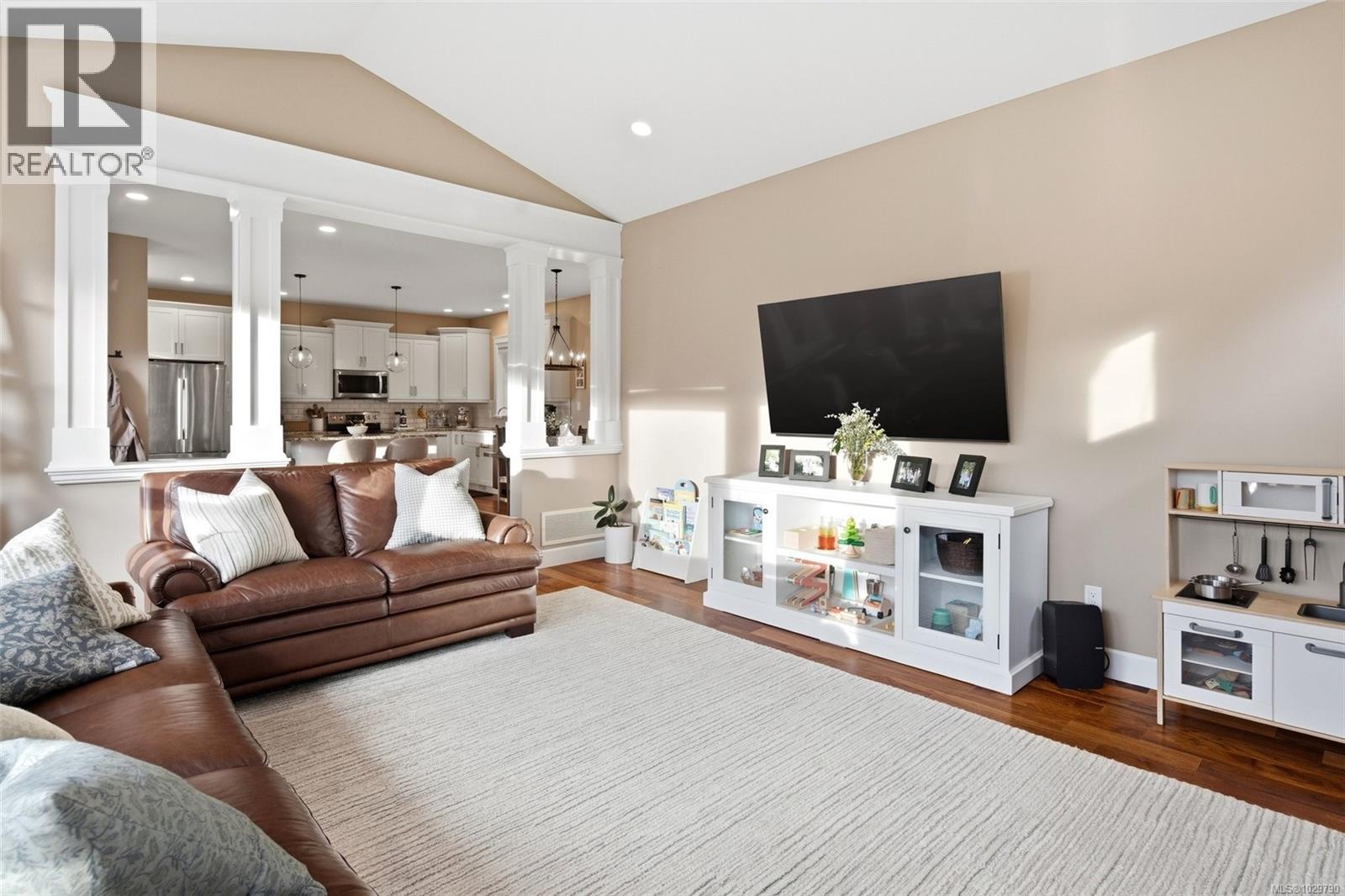 2629 SHAWNIGAN LAKE RD - 29