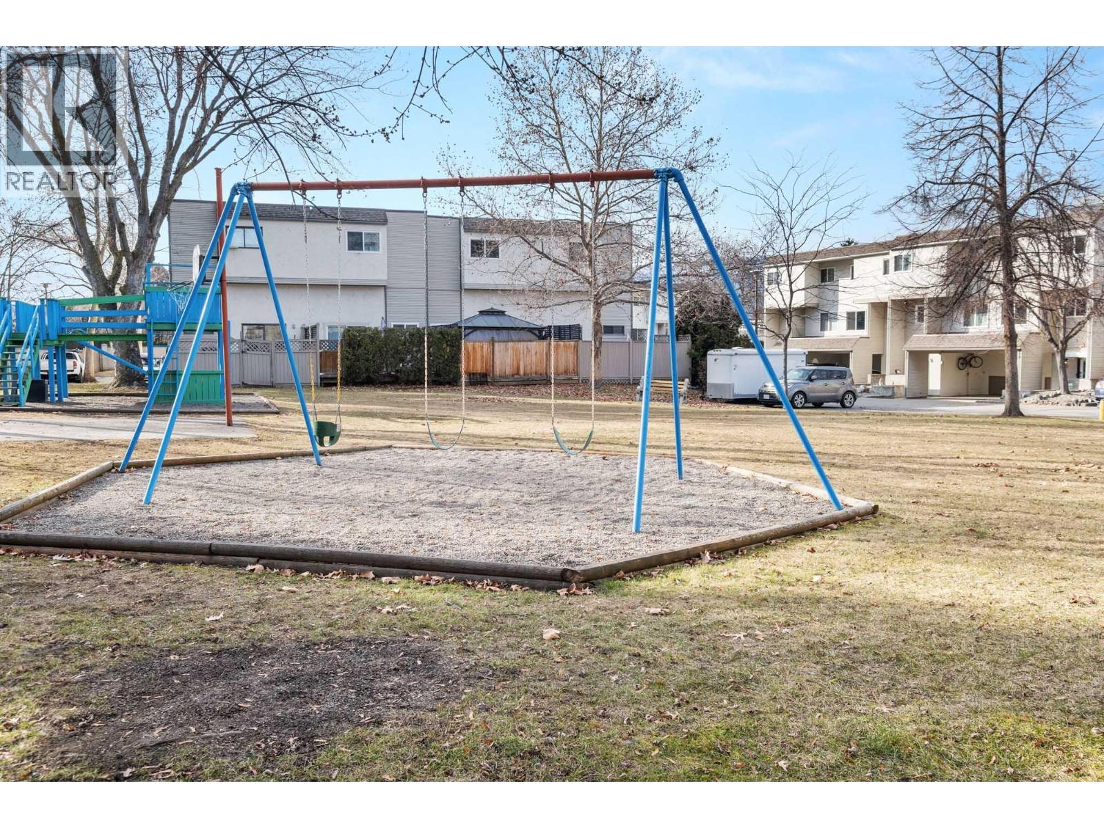 #14 1985 Burtch Road - 30