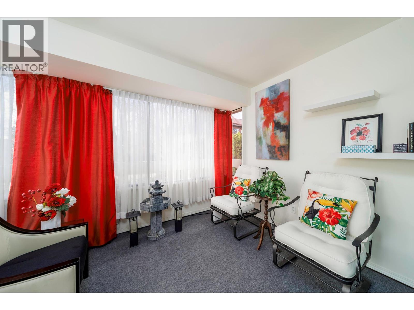 115 1035 Bernard Avenue, Kelowna